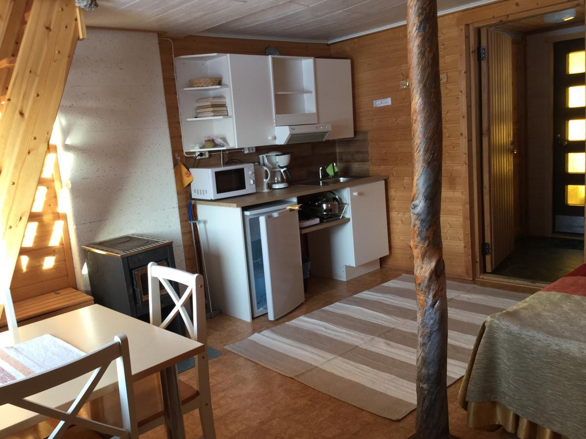 Kelotin Rantamajat Hotell Leppäjärvi Eksteriør bilde